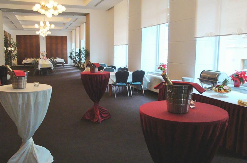 Hotel Slavia เบอร์โน ภายนอก รูปภาพ