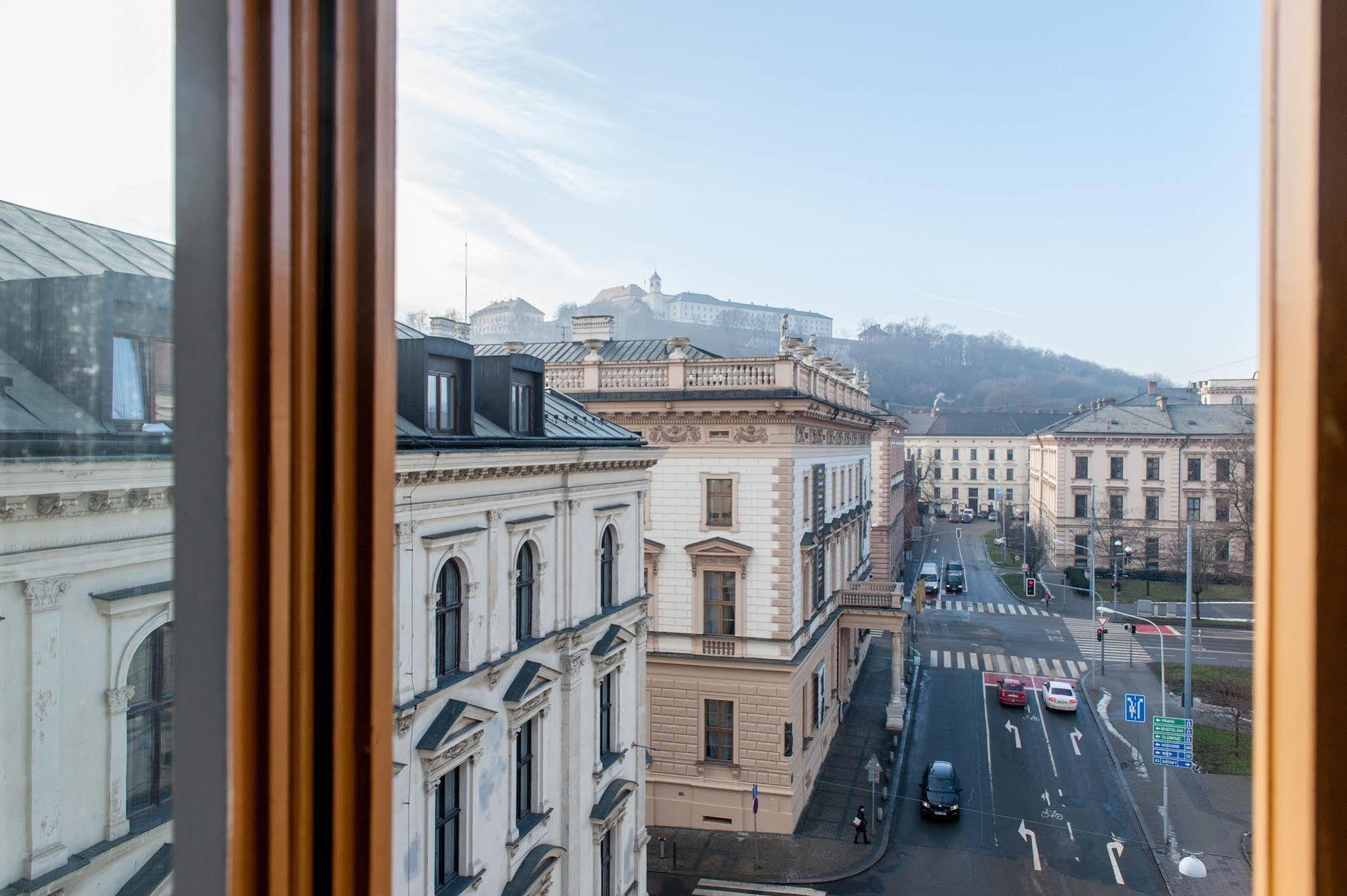 Hotel Slavia เบอร์โน ภายนอก รูปภาพ