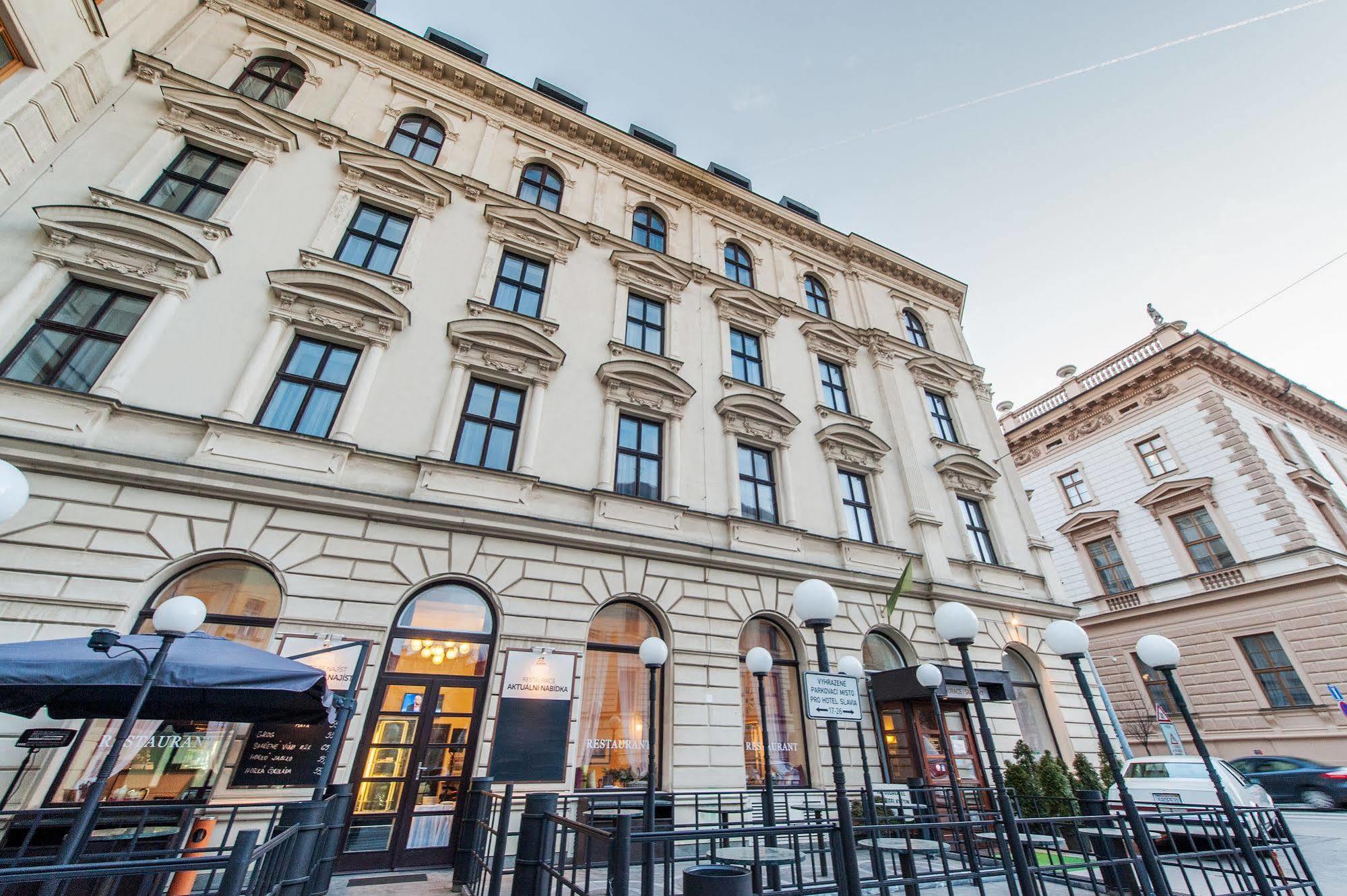 Hotel Slavia เบอร์โน ภายนอก รูปภาพ