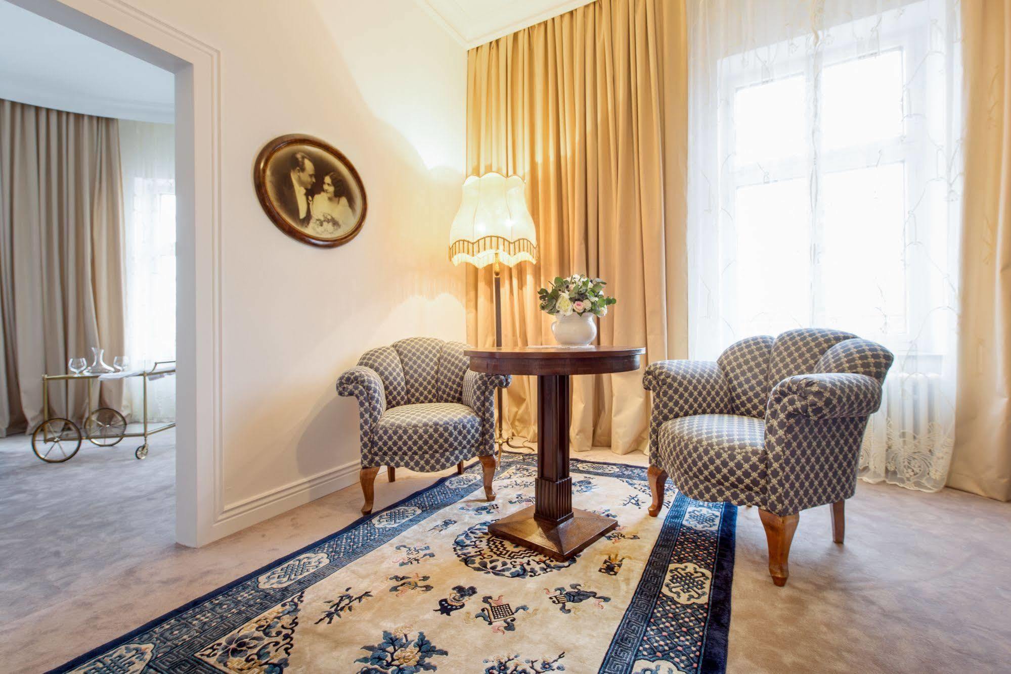 Hotel Slavia เบอร์โน ภายนอก รูปภาพ