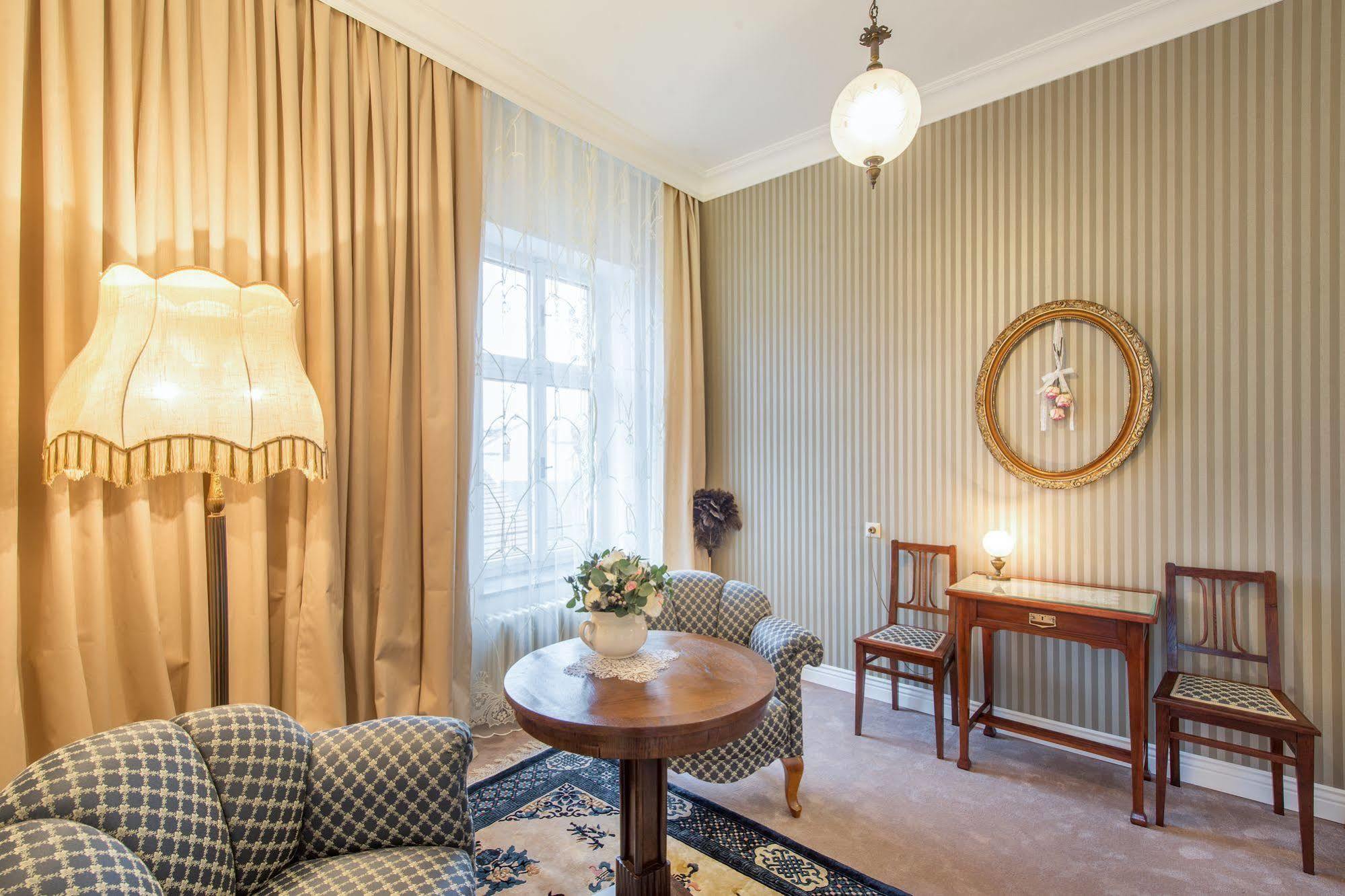 Hotel Slavia เบอร์โน ภายนอก รูปภาพ