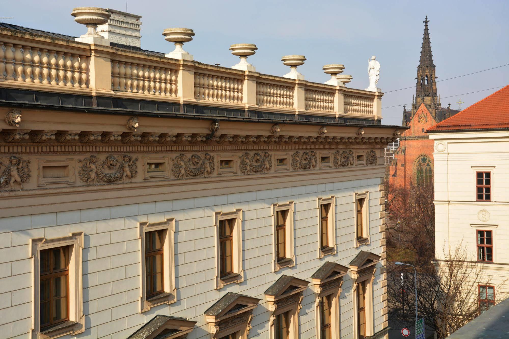 Hotel Slavia เบอร์โน ภายนอก รูปภาพ