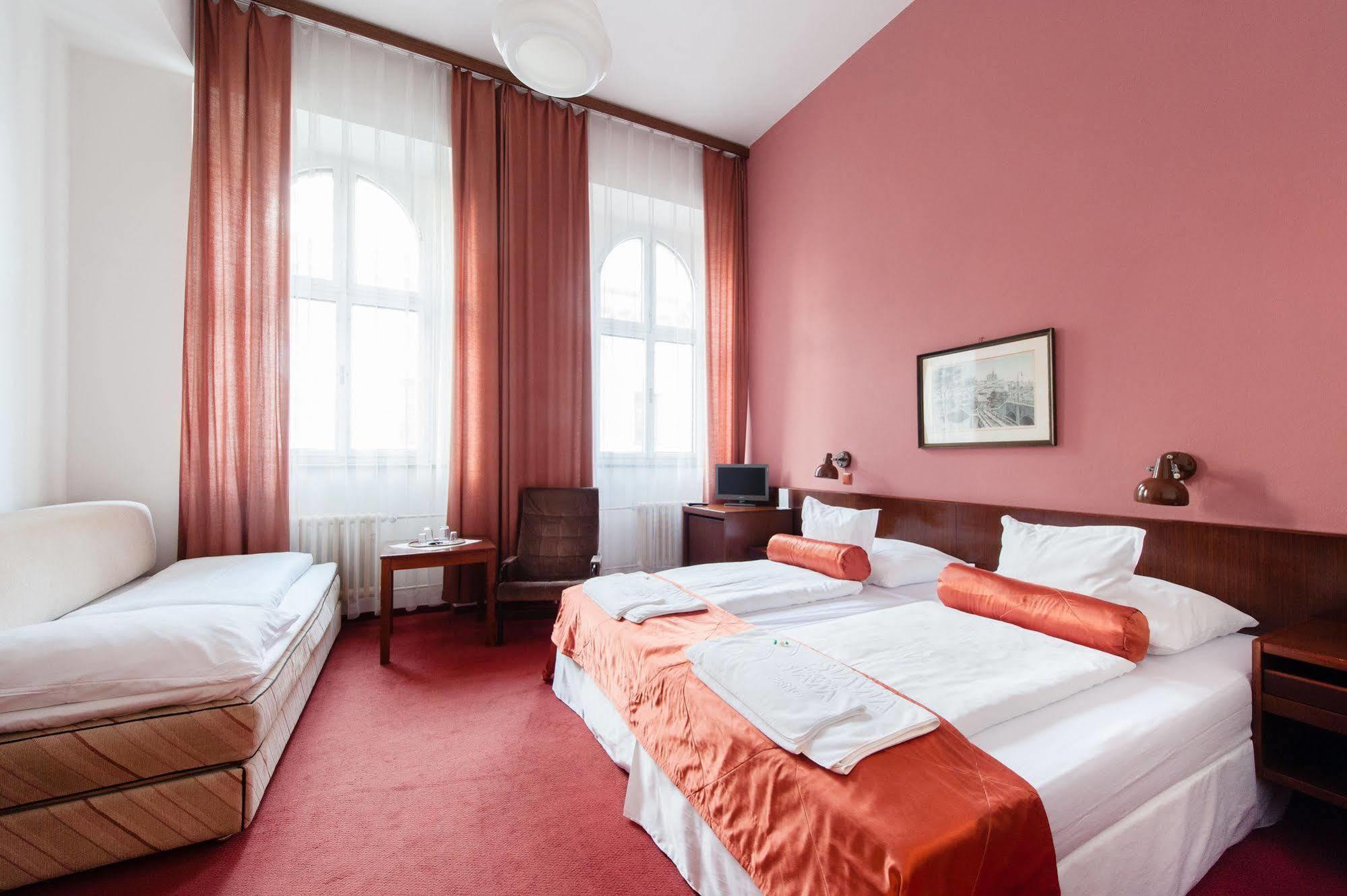 Hotel Slavia เบอร์โน ภายนอก รูปภาพ