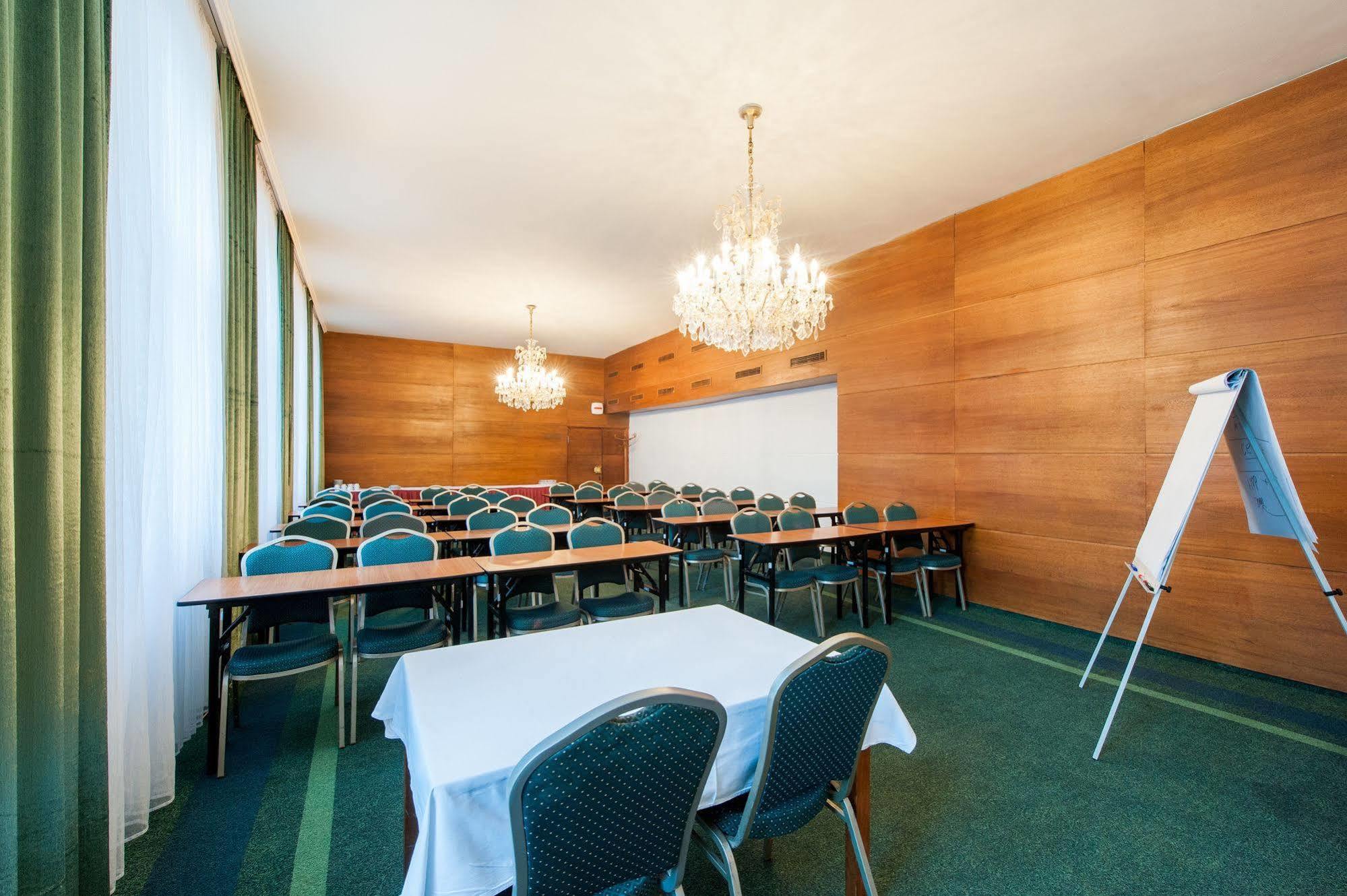 Hotel Slavia เบอร์โน ภายนอก รูปภาพ