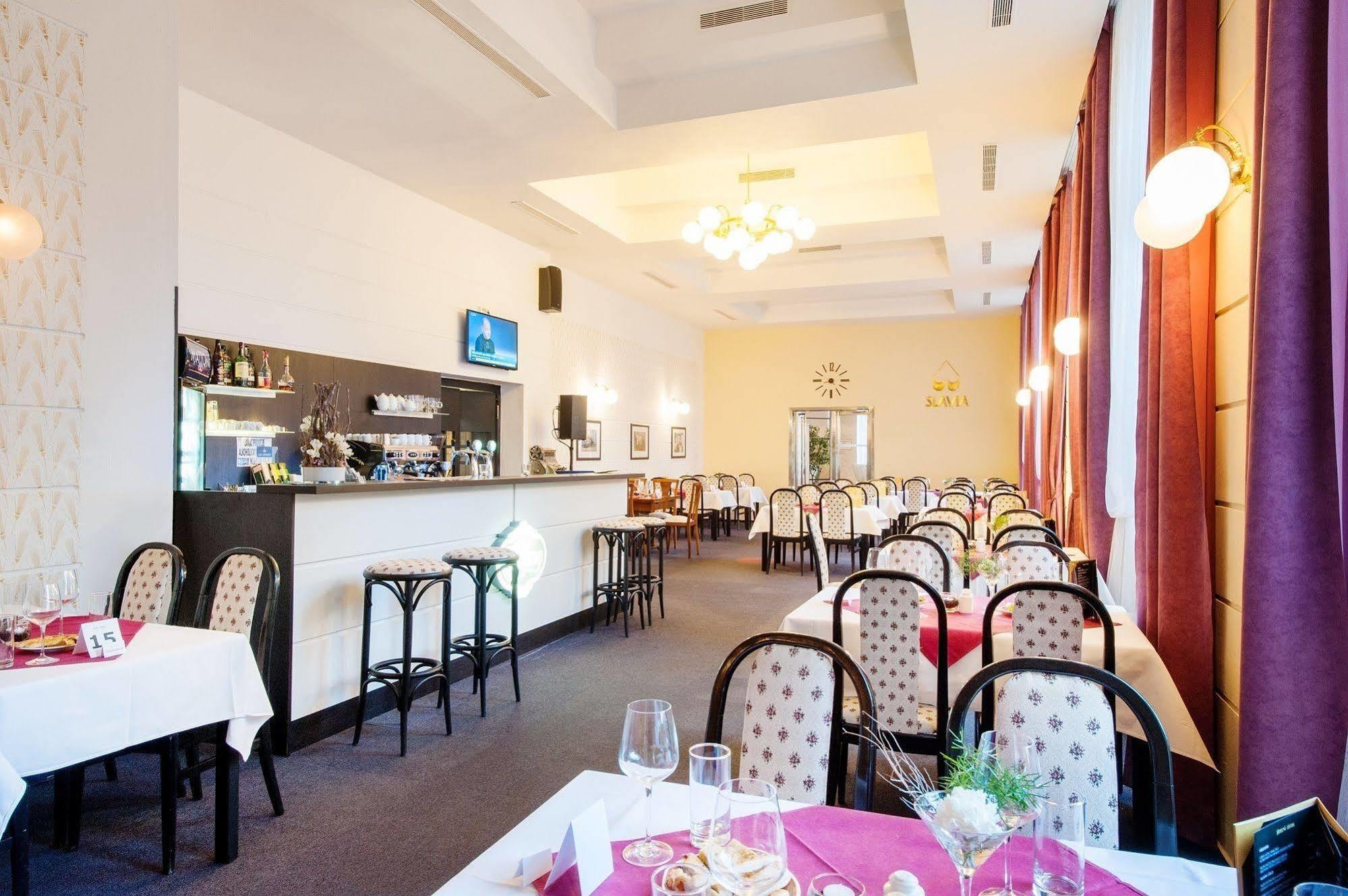 Hotel Slavia เบอร์โน ภายนอก รูปภาพ